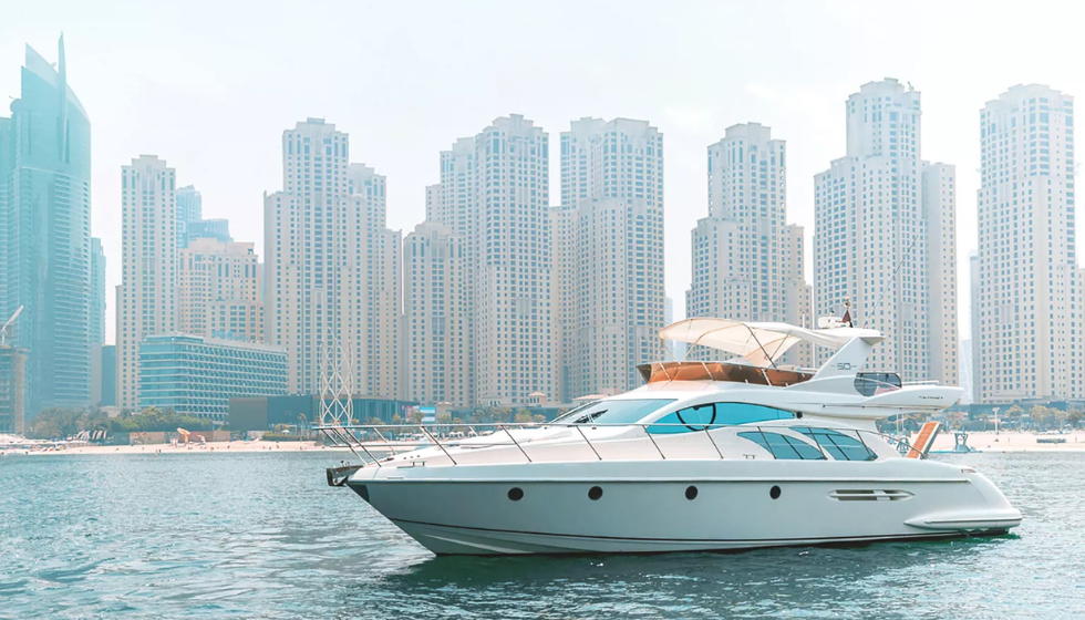 Rent Yacht Azimut 50 Feet Monica In Dubai For 15 Persons