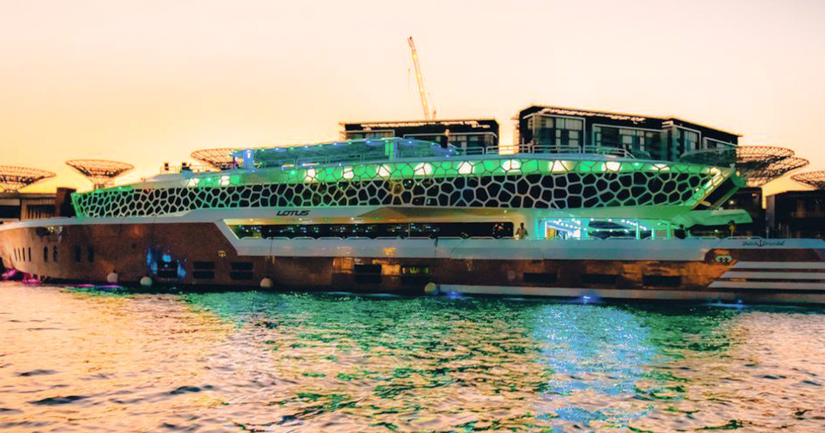 Lotus Mega Yacht Dinner Cruise in Marina Dubai