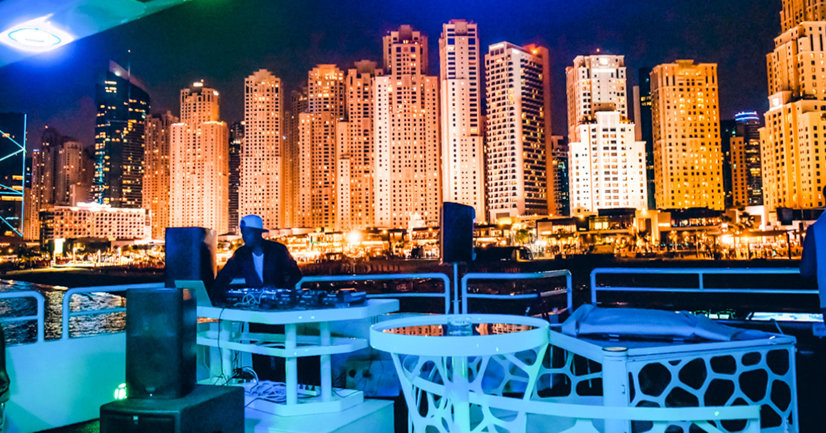 Lotus Mega Yacht Dinner Cruise in Marina Dubai