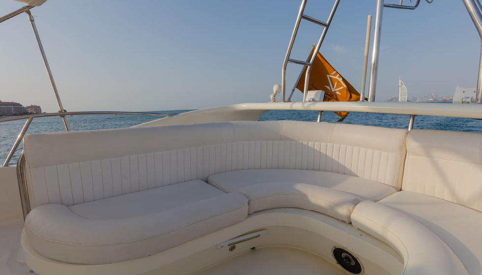 Yacht 50 Feet Rental in Dubai For 18 Persons