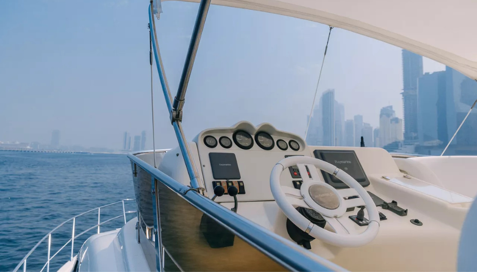 Rent Yacht Azimut 50 Feet Monica In Dubai For 15 Persons