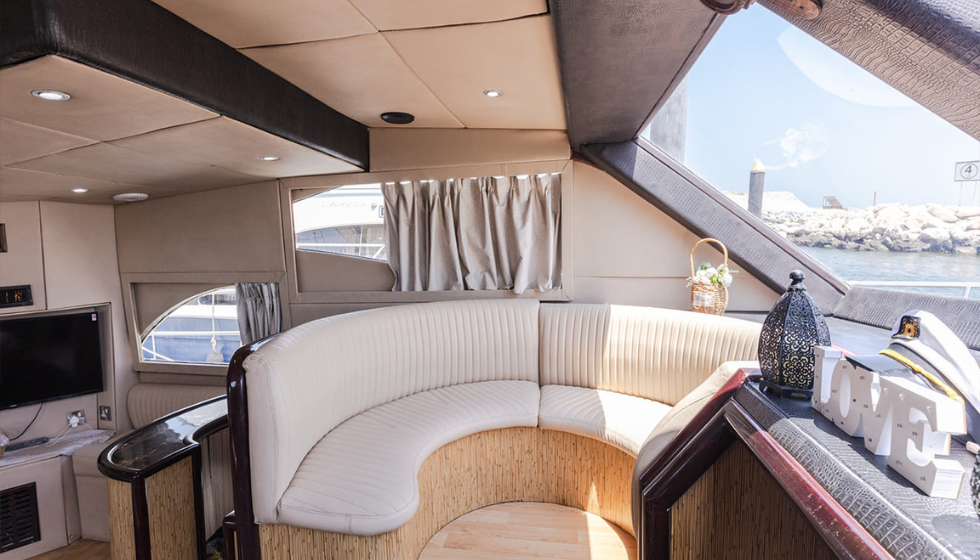 Yacht 55 Feet Rental in Dubai For 12 Persons